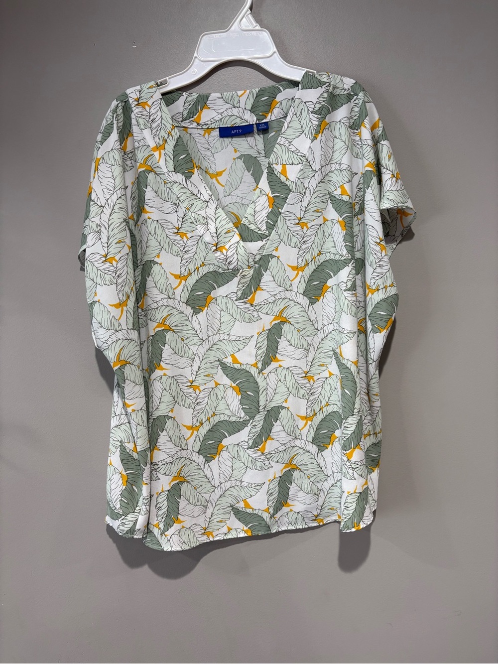 Apt. 9 Tropical Palm Leaf Print V-Neck Blouse XXL